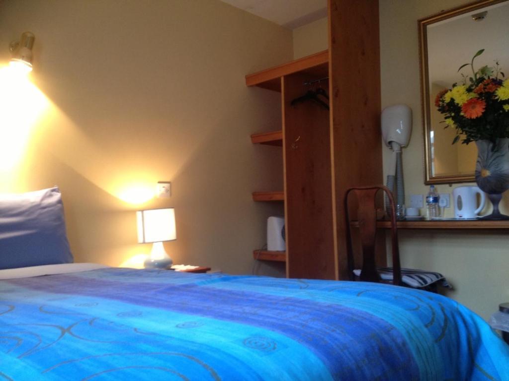 The White House Hotel Ward Room photo